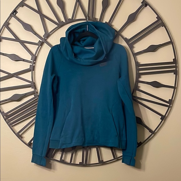 Women’s Nike Hoodie - Picture 1 of 5